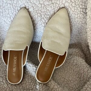 Women's Cream Mules